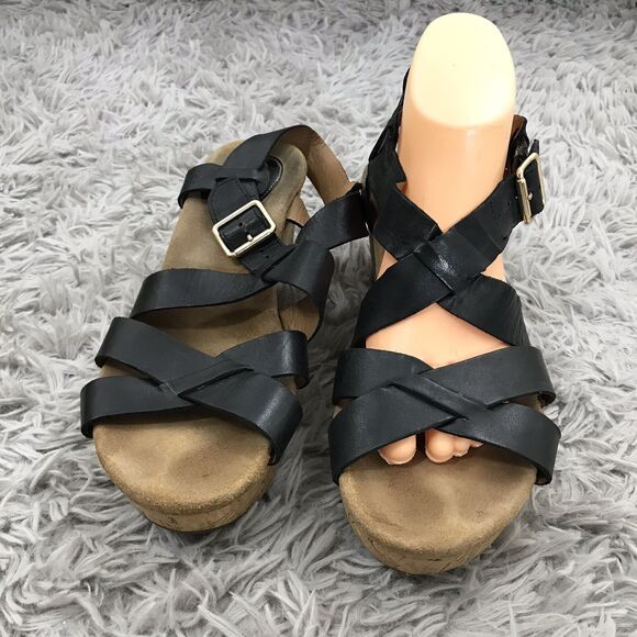 CLARKS ARTISAN BLACK LEATHER WEDGE CORK Straps SANDALS 10M - Picture 2 of 9